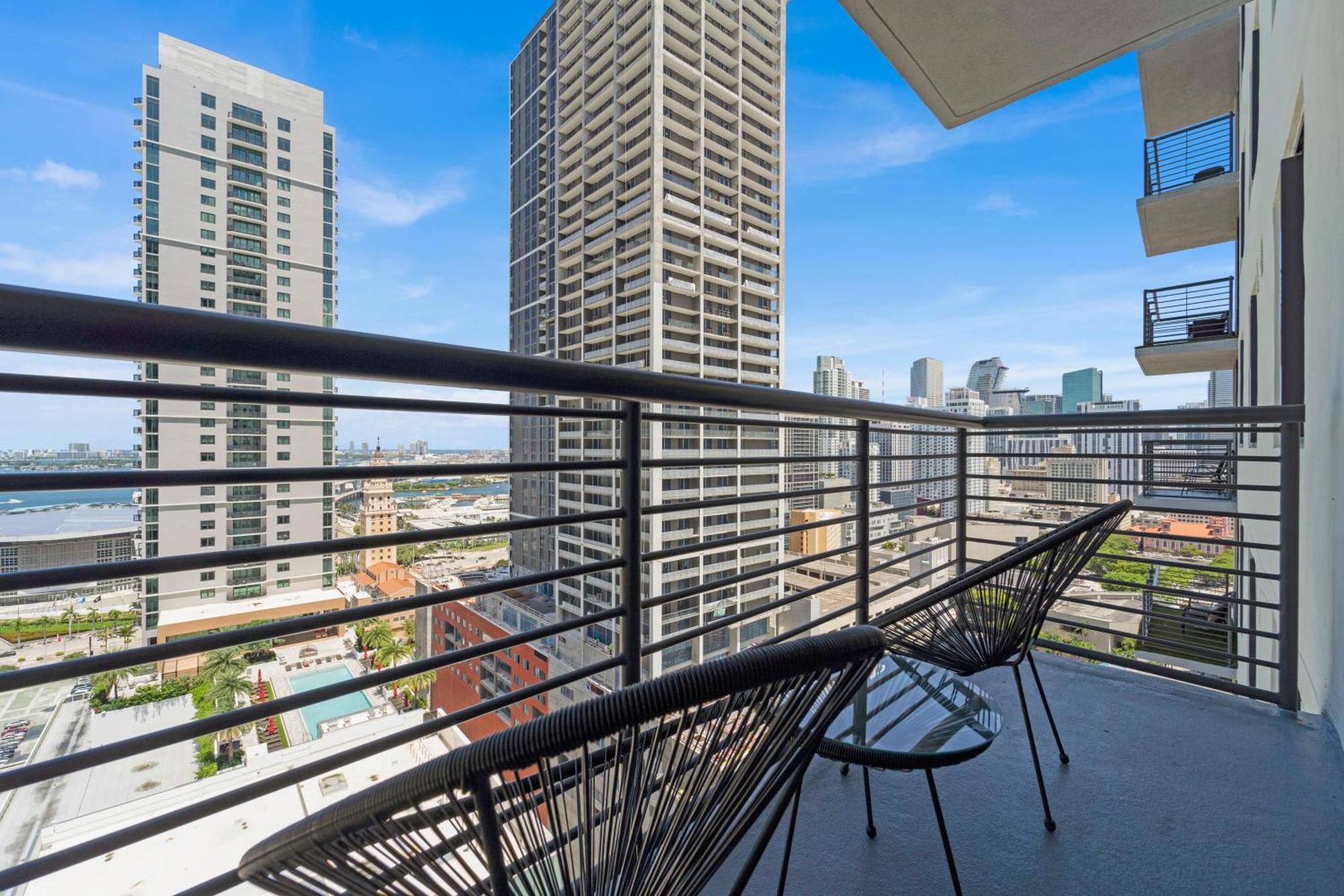 Devereaux Miami Luxury One-Bedroom And Studios Exterior foto